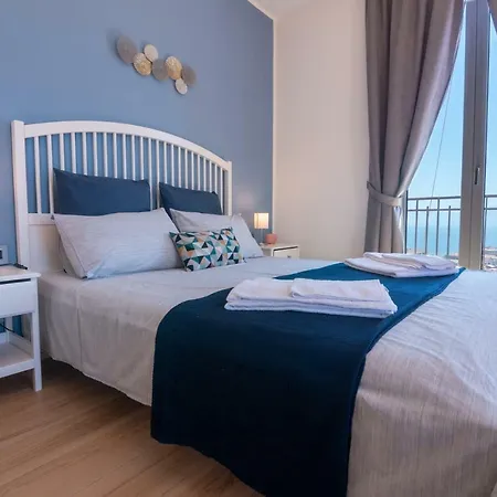 לינה וארוחת בוקר Santa Caterina נאפולי